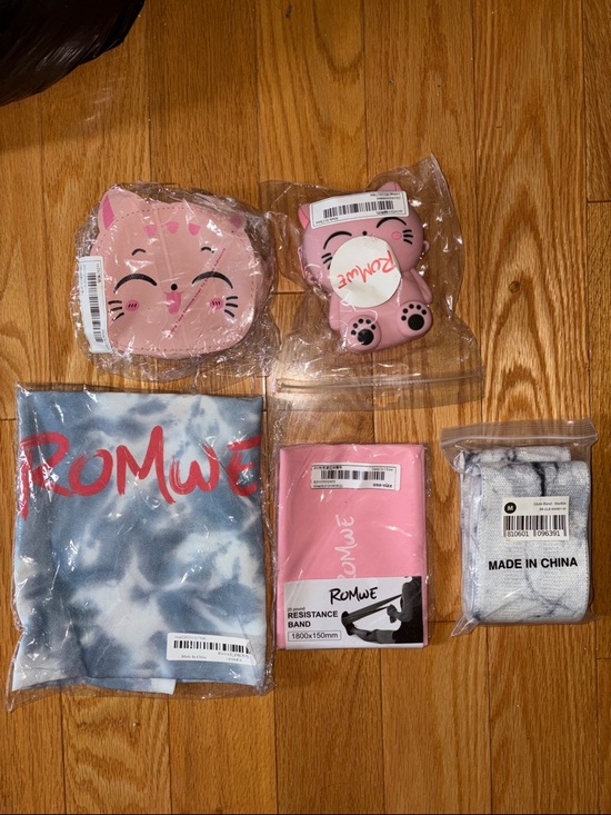 ROMWE Other - ROMWE Pink Cat Coin Purse & Fitness Band Set with Blue Tie-Dye Pouch